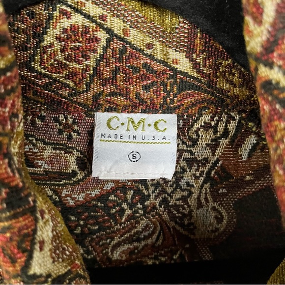 Tapestry jacket. Upscale clothing by CMC. Size small - Picture 4 of 10